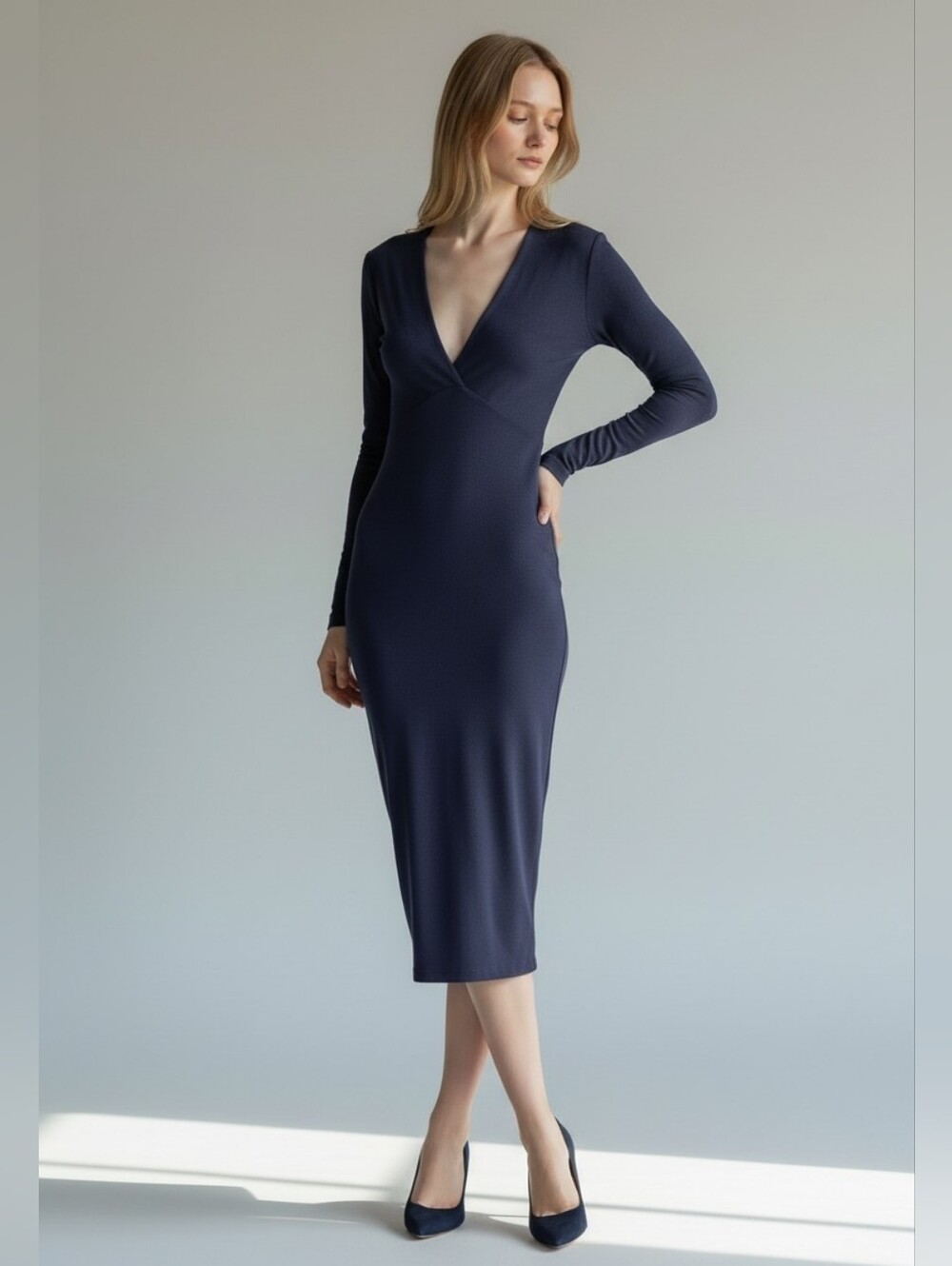 Wilfred Navy Long-Sleeve V-Neck Knit Dress